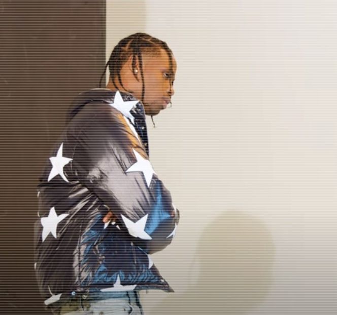 — Amuzant de reală având loc. „Cred că sunt la partea în care scapi deja de sutien, da’ - 12 Never mind me watching you