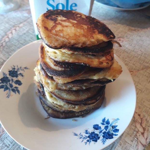 Clatite americane-pancakes - Retete 1
