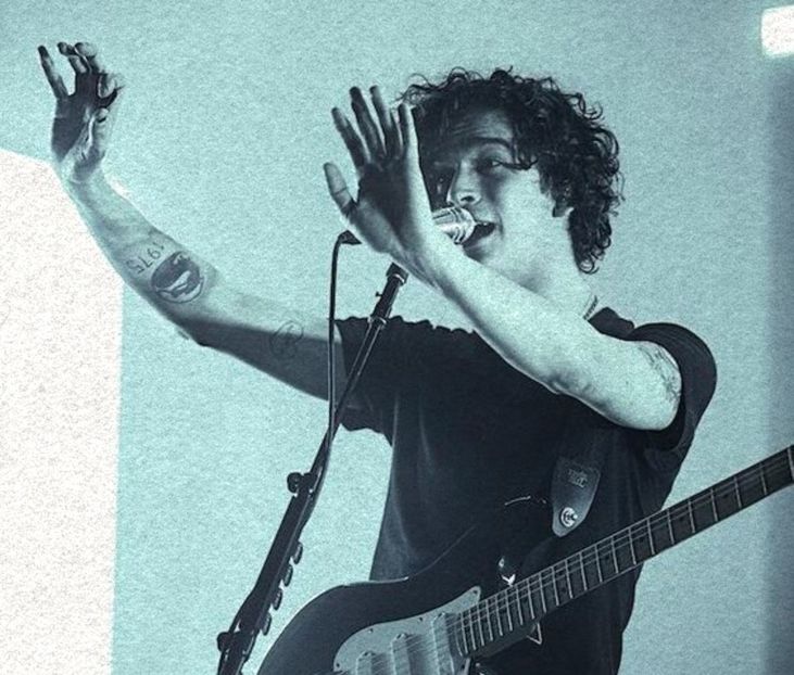 ⊺ⱶ∙ⱻ⃞¹⁹⁷⁵∕▪‧.;  vostru diluat și ieftin, și o să...ʾ se oprește aici, știți și voi continuarea bănui - The Eclogues! S2ecundus liber