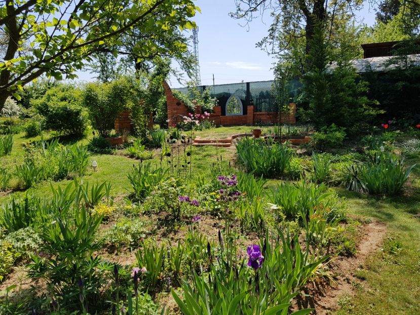  - 2020 Mart-Apr_Idilic garden