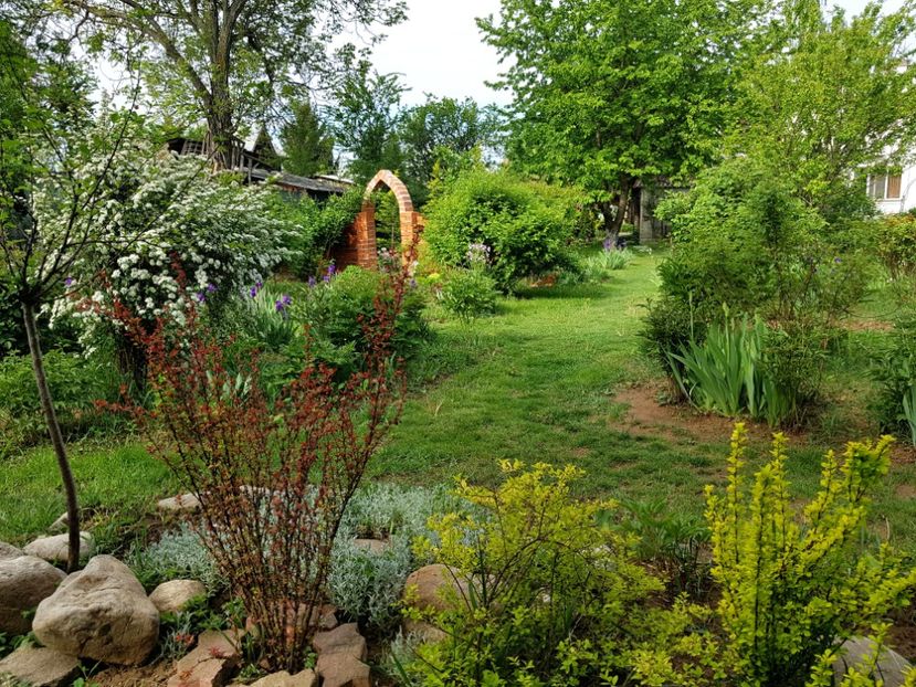  - 2020 Mart-Apr_Idilic garden