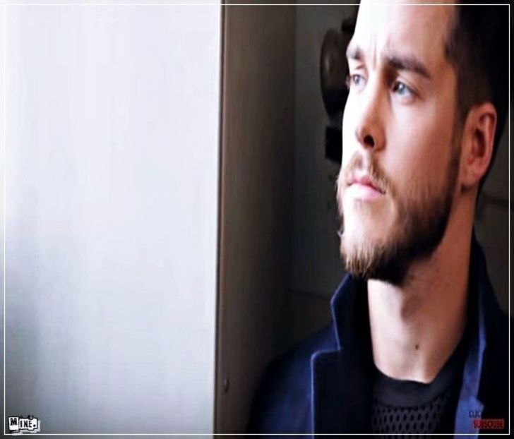 §´¨ɴ̲̃ᴏ̲̃ᴛ̲̃ʜ̲̃ɪ̲̃ɴ̲̃ɢ̲̃ ･ƨǝɿɒqmoɔ.; de mult. Bine, nici n-avea cum, căci în ultima vreme își luase - The Eclogues! S2ecundus liber