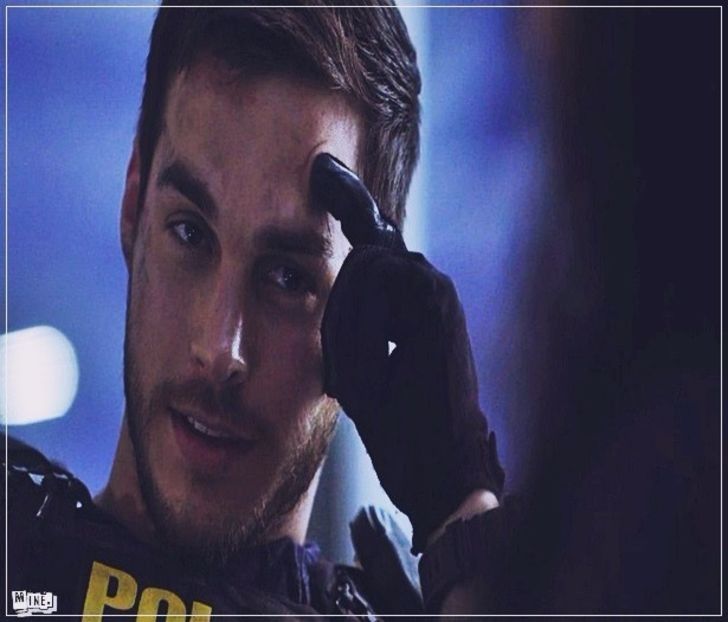 §´¨ɴ̲̃ᴏ̲̃ᴛ̲̃ʜ̲̃ɪ̲̃ɴ̲̃ɢ̲̃ ･ƨǝɿɒqmoɔ.; spunându-i doar: „Sigur. Noapte bună!” apoi oftează și mai - The Eclogues! S2ecundus liber