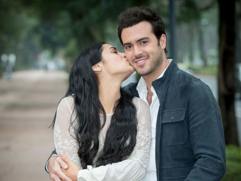 Aurora y Rodrigo - Mi adorable maldicion