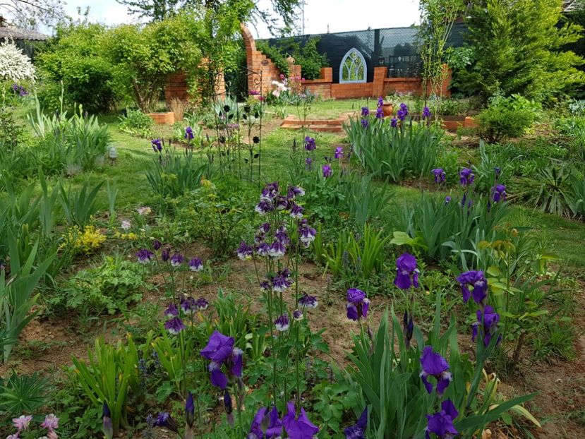  - 2020 Mart-Apr_Idilic garden