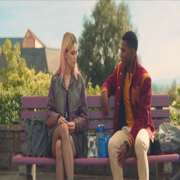 - Zâmbesc larg în urma gestului său apoi îmi apropii vârful nasului de al său, turtindu-l - thats how our story continues ep2