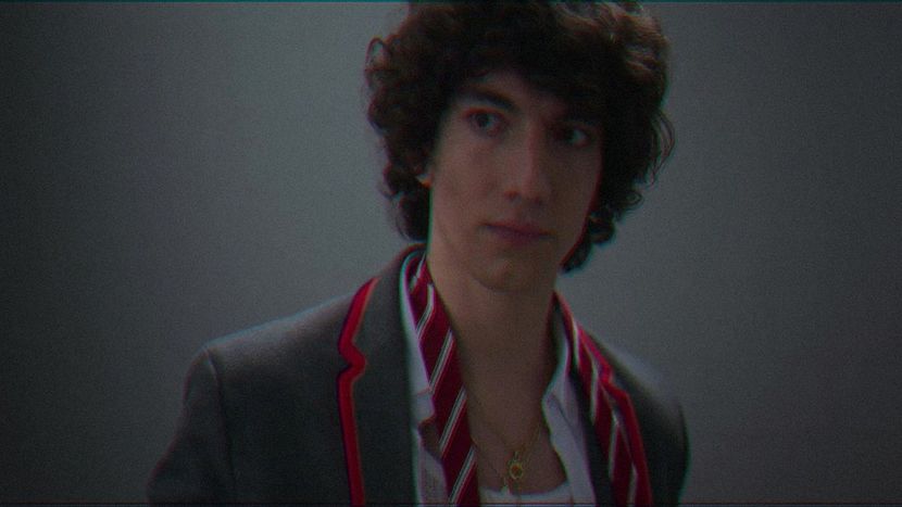 ɢʟɪᴍᴍᴇʀɪɴɢᴄʜᴀᴍᴘᴀɢɴᴇᴍᴀɢ  ɢᴏᴛ ᴠᴀʟᴇʀɪᴏ - Rain is just confetti from the sky