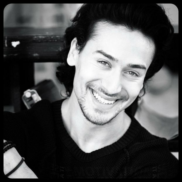 •09.05.2020\Day 01 - 0-100 Days challenge with Tiger Shroff-0