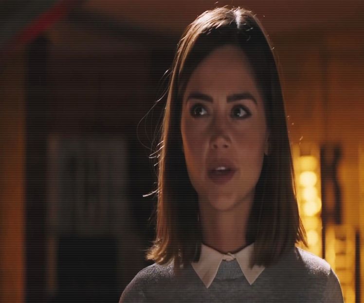 ⛧ℳi̶s̶c̶h̶i̶e̶f̶ ℳa̶n̶a̶g̶e̶d̶  Își dă ochii peste cap în glumă, aprobând din cap ironic la comen- - thats how our story continues ep2