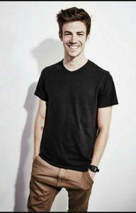 - poftim? Aaa, tău venit să ne ajuți să ne căutăm casă, poi haide - Episodul 1