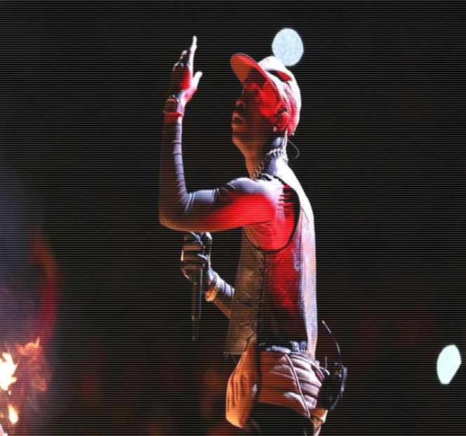 — Sărutul se întâmplă din nou. În schimb, ceea ce ia amploare devine cursul penetrării, căci - 14 It made you unwind and undo