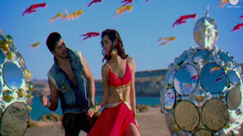 ʀɪᴠᴇʀᴅᴀʟᴇɢɪʀʟꜱ ɢᴏᴛ ɪꜰ ʏᴏᴜ ʜᴏʟᴅ ᴍʏ ʜᴀɴᴅ - Rain is just confetti from the sky