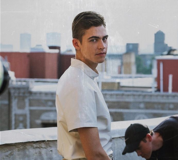 Îmi place să fiu singur și să nu trebuiască să dau explicații. - Episodul 4