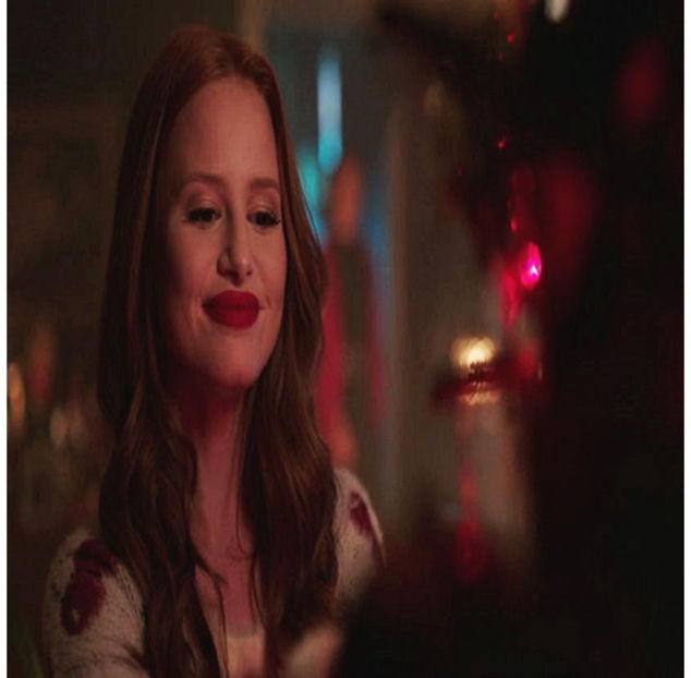 ̷♡̷ ⍮αιηяσʇιƖαɔ⑇eyes٦̷ avea în ultimii ani. Încearcă să nu se gândească la nimic căci dacă începea - S01E02 x Postcards from the Edge