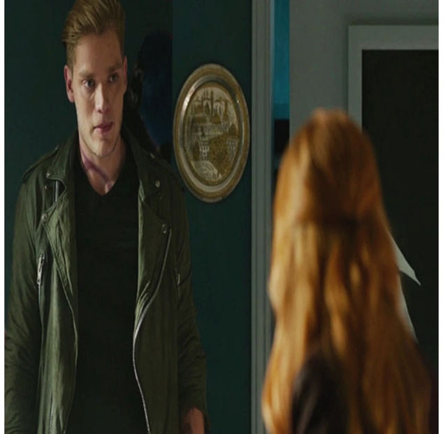 ̷♡̷ ⍮αιηяσʇιƖαɔ⑇eyes٦̷ pe dietă la pungă atât de mult în viața mea.” Se face că-și șterge o lacrimă - S01E02 x Postcards from the Edge