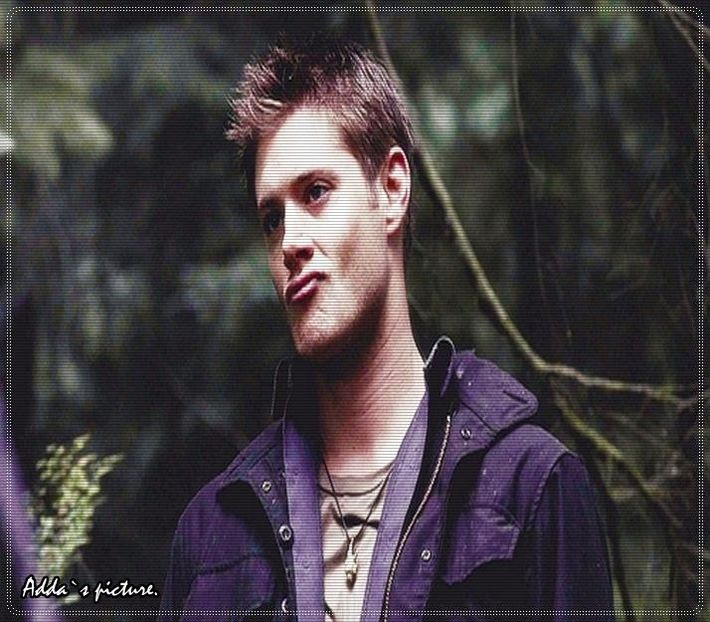 ᵉᵐ》înapoi în fată doar pentru asta, ar fi făcut-o, dar nu putea decât cu oglinda de la casa - S01E02 x Postcards from the Edge