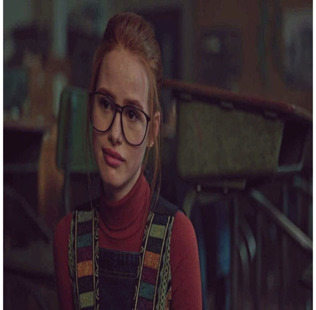 ̷♡̷ ⍮αιηяσʇιƖαɔ⑇eyes٦̷ pentru o secundă nevrând ca el să se oprească. Îi răspunde mai apoi - S01E02 x Postcards from the Edge