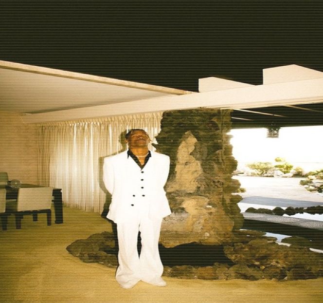 — Nere peste talia ei și câtuși de curând peste spatele umed al acesteia și totodată - 14 It made you unwind and undo