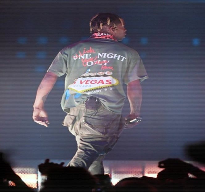 — Ocupată de acea compoziţie. Chiar dacă Josephine începe să râdă, îşi curăţă şi zona - 14 It made you unwind and undo