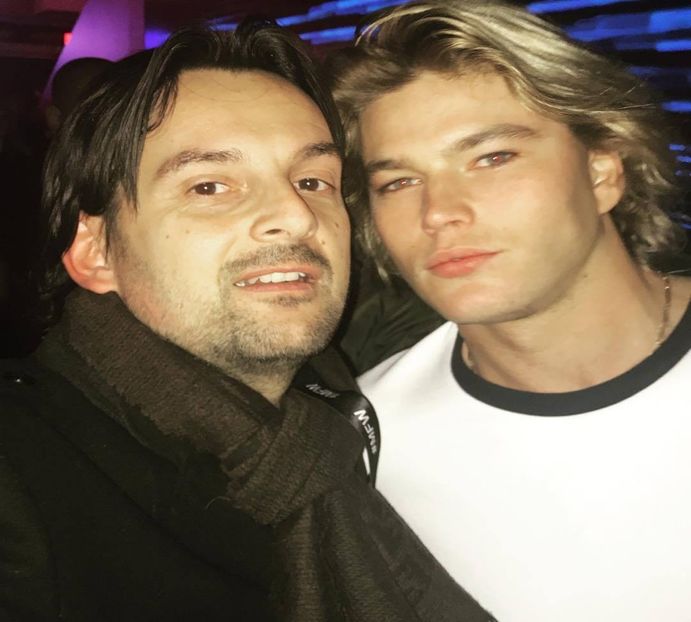 ― „din bazar și că o să spargă semințe în fața casei, în timp ce Dominic bagă manele și - xE06xS01 haters gonna h a t e
