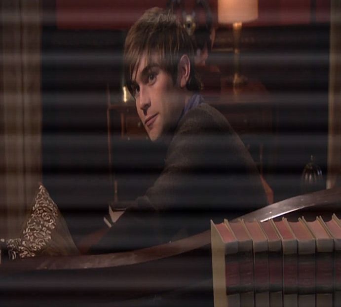 ― Bagă doi mici deodată în gură și se face tot de muștar pe față. "Trebuie să-l chemăm - xE07xS01 haters gonna h a t e