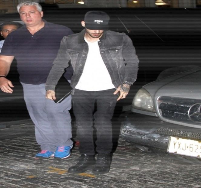 — Adreseze prin acel ultim cuvânt. „Uite ce e,” îşi iniţiază astfel un presupus monolog, moment - 14 It made you unwind and undo