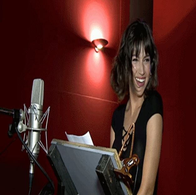 ― „Păi dacă totul e în regulă, atunci o să aranjez o ieșire pentru voi doi în oraș și o să am - xE07xS01 haters gonna h a t e