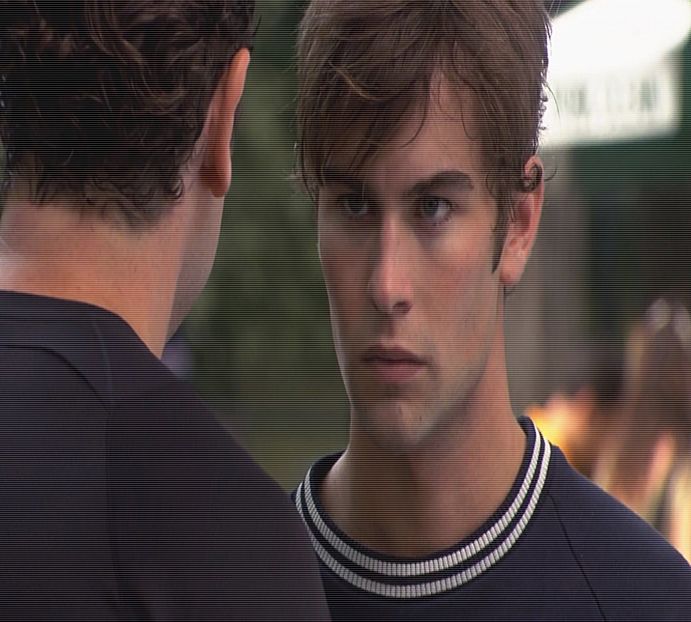 ― "Ce realitate, mă?" o întreabă încruntat, apoi se ciupește de mână. "Sunt destul de treaz!" - xE07xS01 haters gonna h a t e