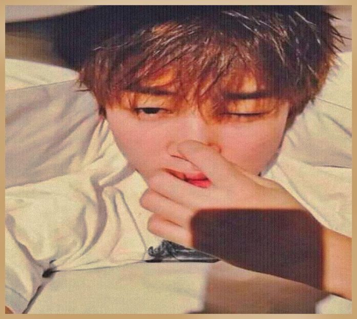 Day 20 (17-05-2020) - winking - 01 - Park Jimin