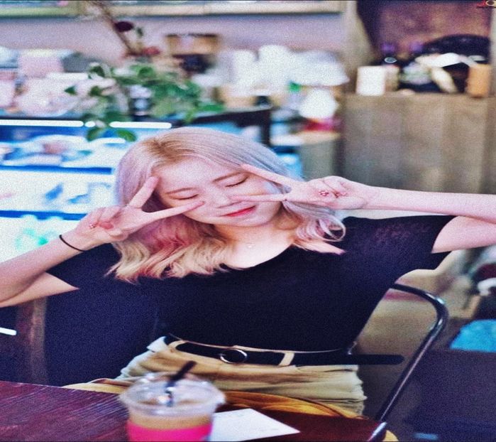 ⋗ Day 76 ⚘ Jooe ⚘ ☾ 17.05.2020 - 01 Je suis ma plus belle arme