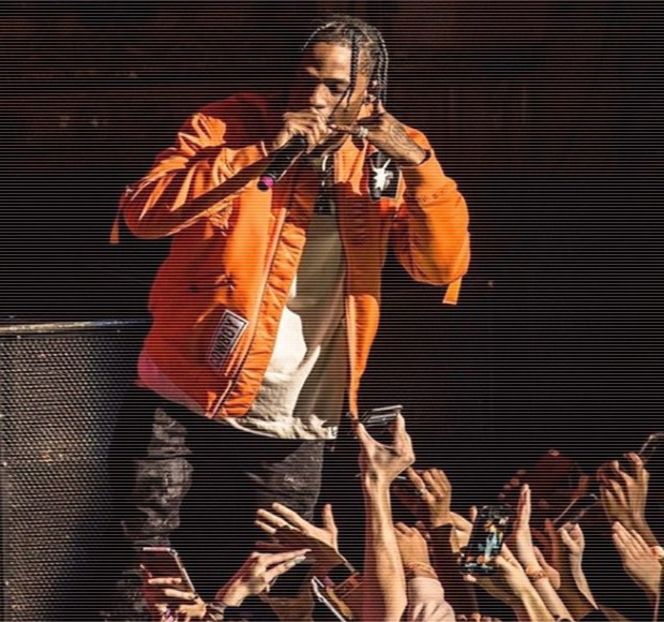 — Doar să întregească atmosfera, mai ales că lejeritatea contactului dintre ei emana. Din întâmplare - 15 Strangers in passing casually