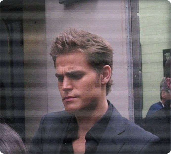 *sta cu berea in mana si se uita la Ilie dintr-un colt al sufrageriei* Vezi ca n-ai dat bine CL - here - episode 53 - done