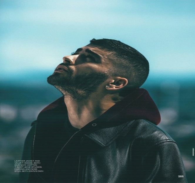 — Băii, se loveşte automat cu capul de suprafaţa uşii, fapt pentru care scapă o bruscă şi - 15 Strangers in passing casually