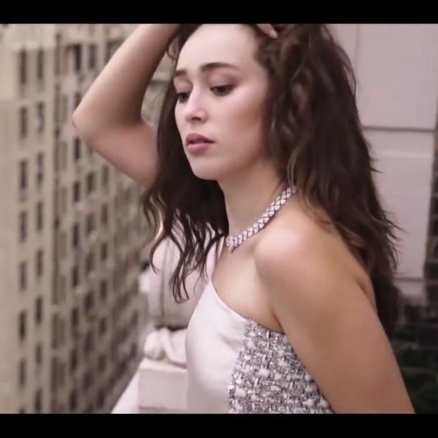 sǝuʅǝʍʞʞᴉɐʅsǝupoɥ؛┇Prea multe voci si fete incep sa isi faca aparitia si pe afara, mult - EP01 x Gon make u move to Miami
