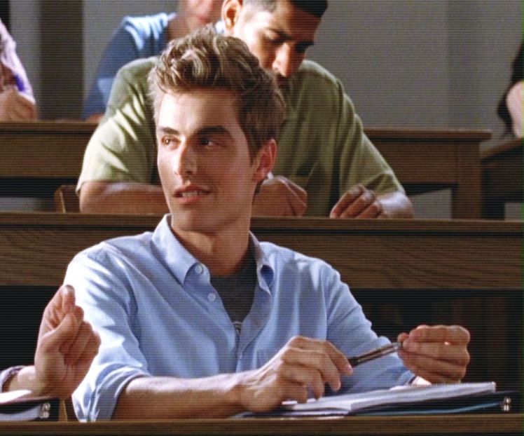 ⛧ℳi̶s̶c̶h̶i̶e̶f̶ ℳa̶n̶a̶g̶e̶d̶ ❝Dar bănuiesc că niciodată nu e prea târziu.❞ În timp ce spuse - EP01 x Gon make u move to Miami