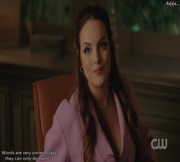 》#Când Samantha și Alicia își fac apariția lângă ea, tresare ușor, scăpându-i telefonul din + - EP01 x Gon make u move to Miami