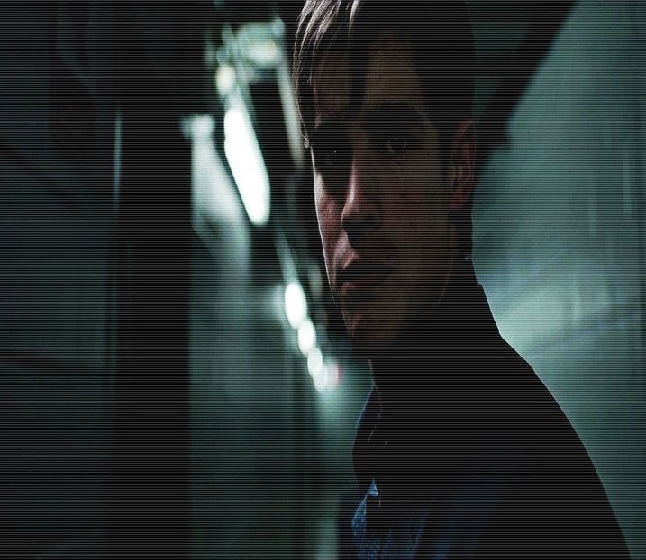 ━ Surâde când aude că tot el era cel care avea vedenii. ❞Eu cred că tu ești cea care era băută. - EP01 x Gon make u move to Miami