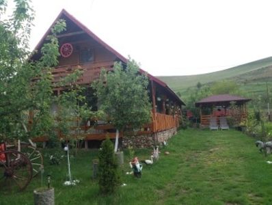  - Casuta noastra de la tara