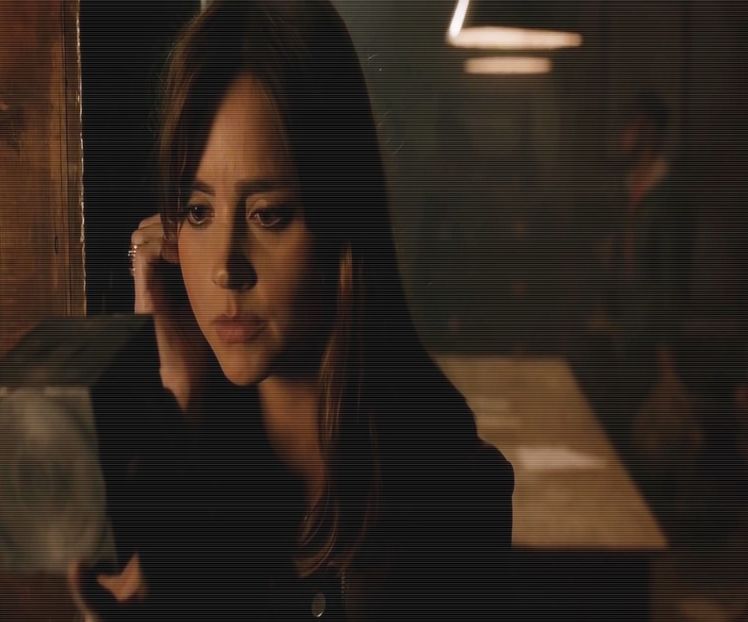 ⛧ℳi̶s̶c̶h̶i̶e̶f̶ ℳa̶n̶a̶g̶e̶d̶  Se trezise buimacă pe unul dintre șezlongurile amplasate în - EP01 x Gon make u move to Miami