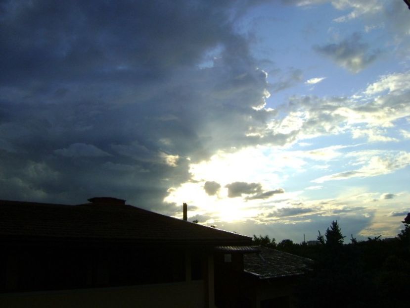 Cerul de dupa furtuna - Primavara 2020