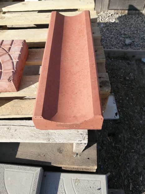  - Borduri și rigole