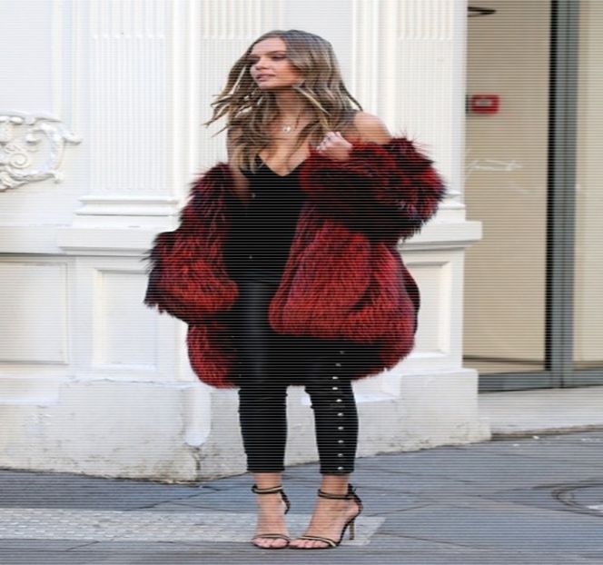 — Ajunge în repetate rânduri rostit (sau mă rog, şoptit), glasul subţiat plusând starea în - 16 She tryna sugarcoat the taste