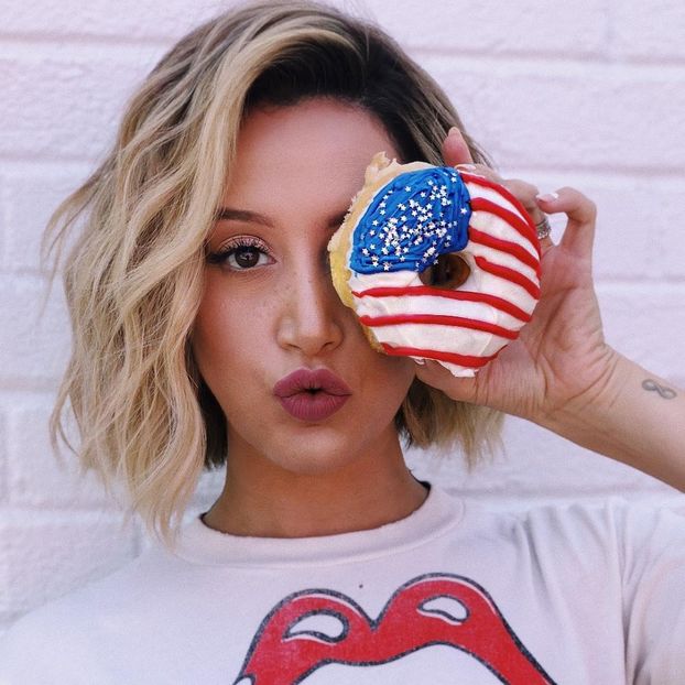  - ASHLEY TISDALE PHOTOSHOOTS 1