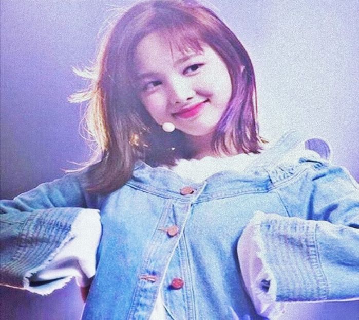 ⋗ Day 95 ⚘ Nayeon ⚘ ☾ 05.06.2020 - 01 Je suis ma plus belle arme