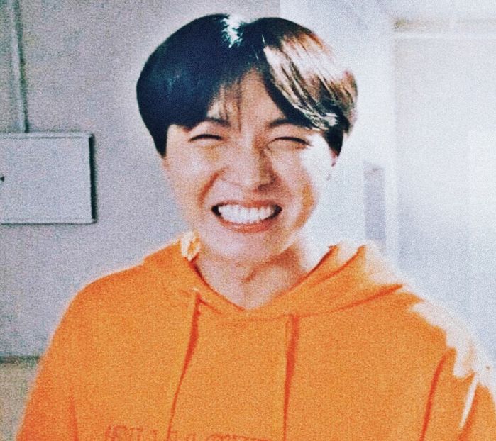 ⋗ Day 97 ⚘ Hoseok ⚘ ☾ 07.06.2020 - 01 Je suis ma plus belle arme