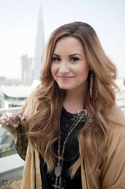  - DEMI LOVATO PHOTOSHOOTS 1