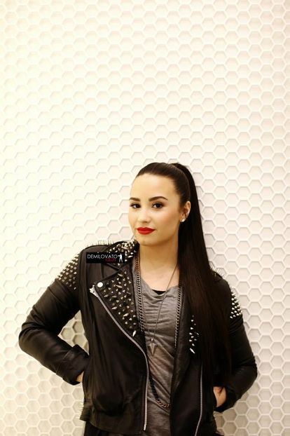  - DEMI LOVATO PHOTOSHOOTS 2