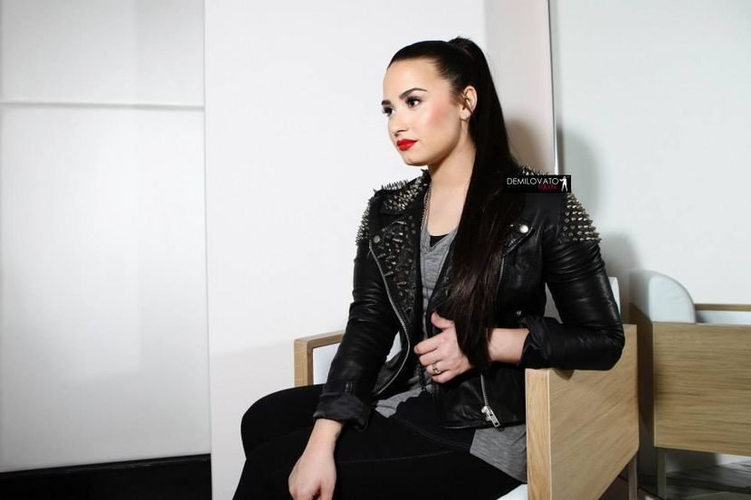  - DEMI LOVATO PHOTOSHOOTS 2
