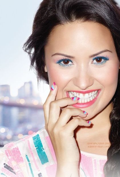  - DEMI LOVATO PHOTOSHOOTS 2