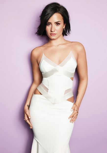 dlbrhq_28529 - DEMI LOVATO PHOTOSHOOTS 2